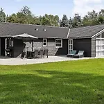 Casa vacanze 4 Star Holiday Home In Oksbol