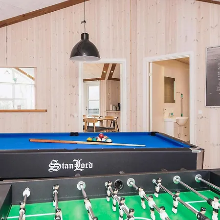 4 Star In Holiday home