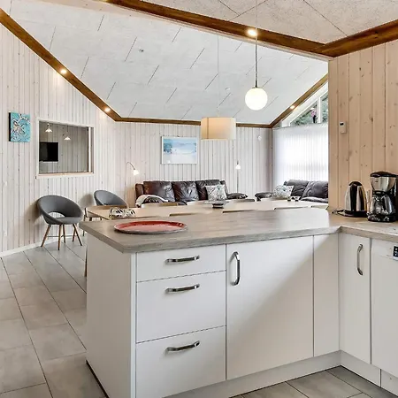 4 Star In Holiday home *