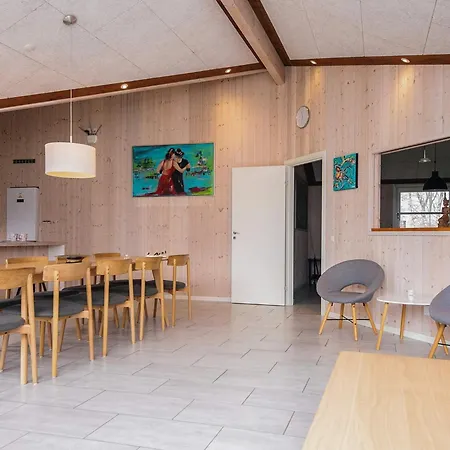 4 Star In Holiday home