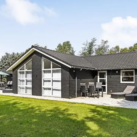 Holiday home 4 Star In *
